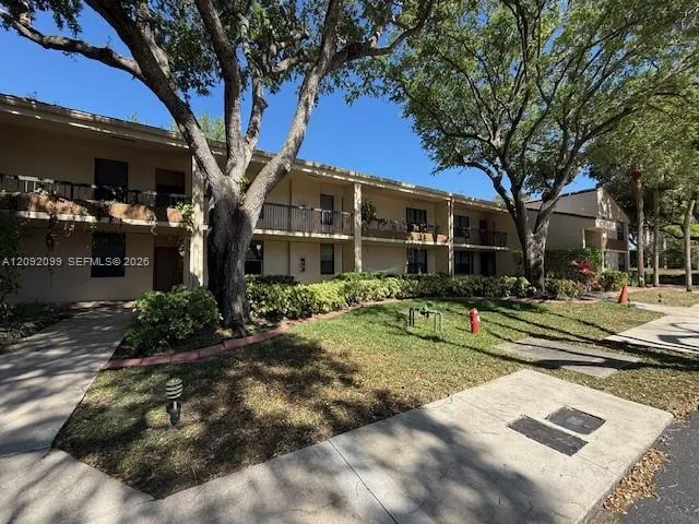En Venta 40 NW 76th Avenue 103-1, Plantation, FL 33324, Plantation, FL 33324