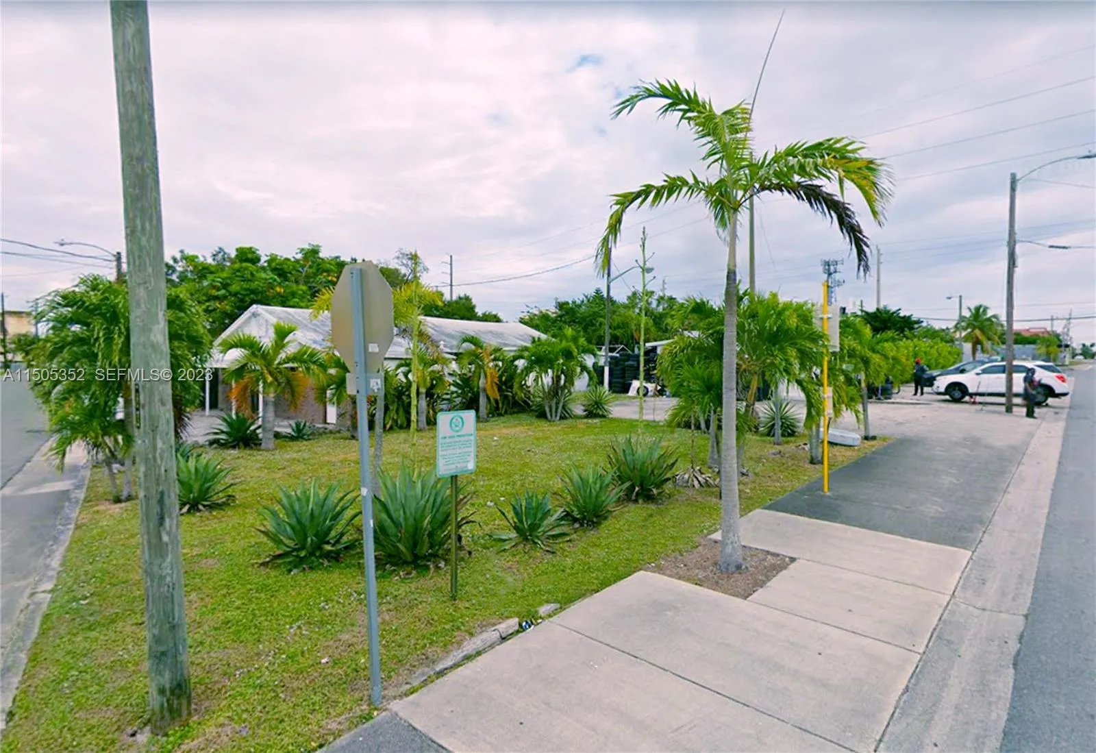 Foto de propiedad en 400 1st Street, Dania Beach, FL 33004 Dania Beach con MLS# 