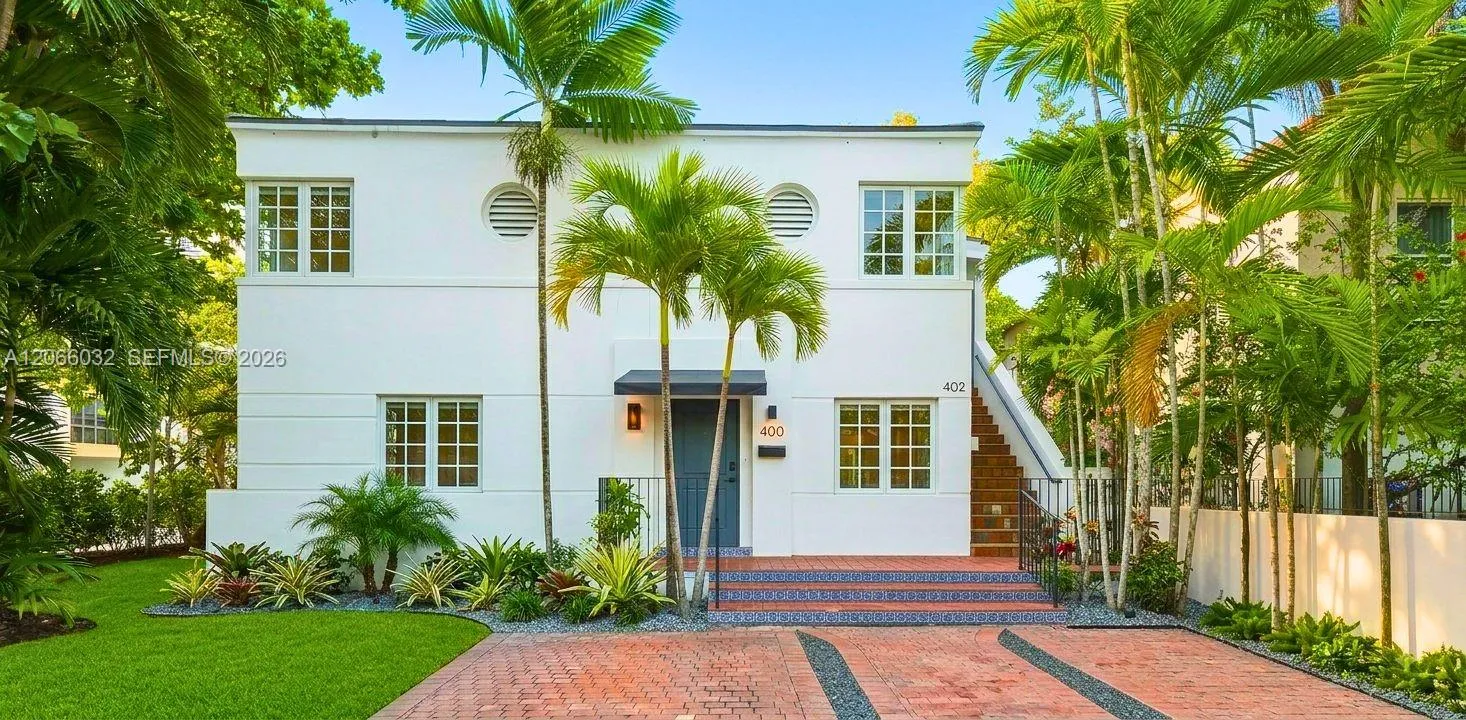 Foto de propiedad en 400 Alcazar Avenue, Coral Gables, FL 33134 Coral Gables con MLS# 