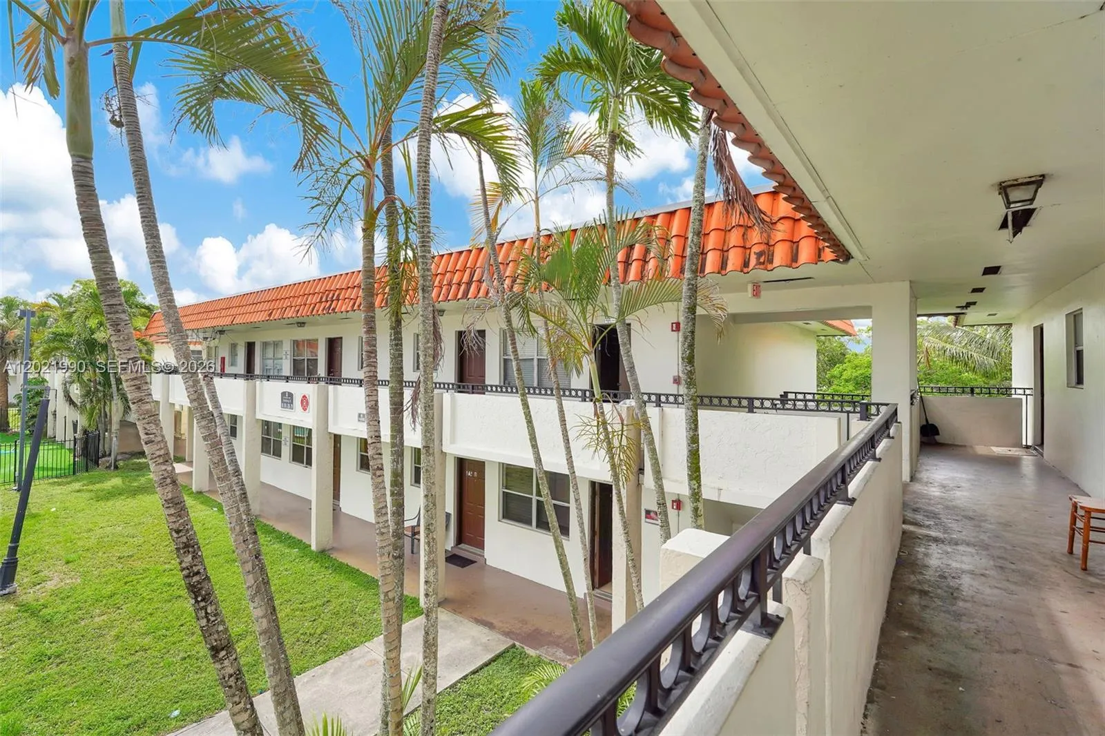 Foto de propiedad en 400 NW 65th Avenue 222, Margate, FL 33063 Margate con MLS# 