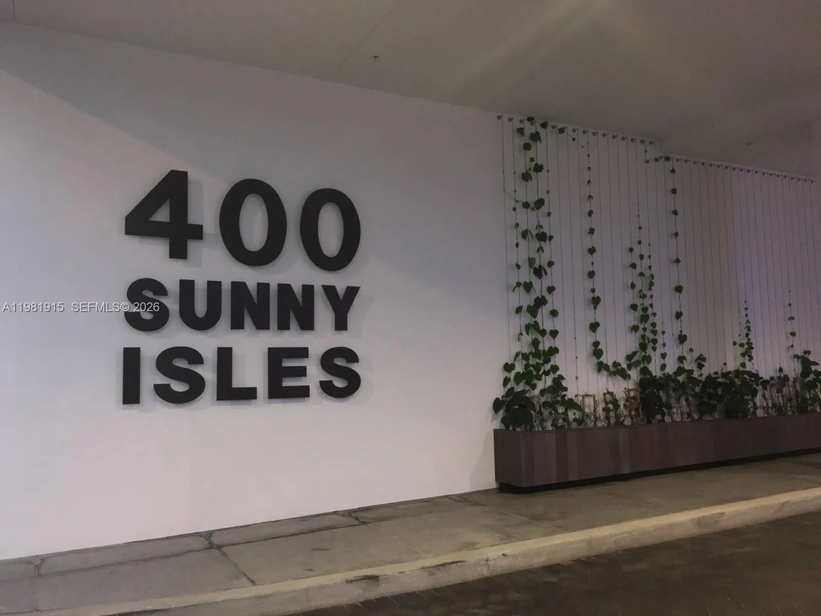 Foto de propiedad en 400 Sunny Isles Boulevard 1701, Sunny Isles Beach, FL 33160 Sunny Isles Beach con MLS# 