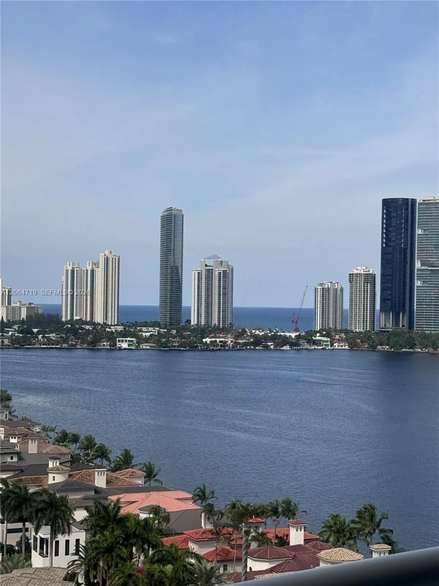 Foto de propiedad en 4000 Island Boulevard 1804, Aventura, FL 33160 Aventura con MLS#