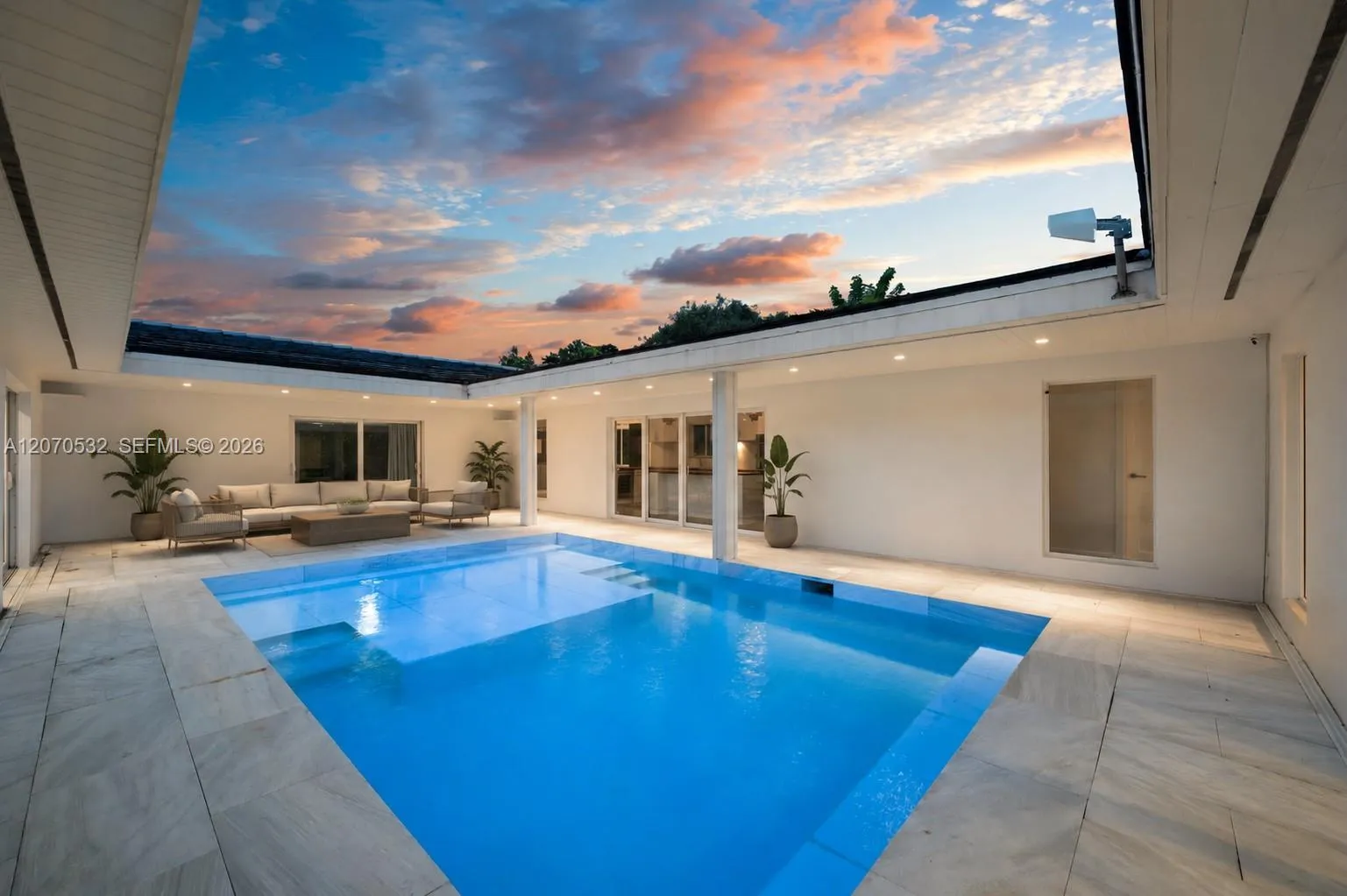 En Venta 4001 Monserrate Street, Coral Gables, FL 33146, Coral Gables, FL 33146