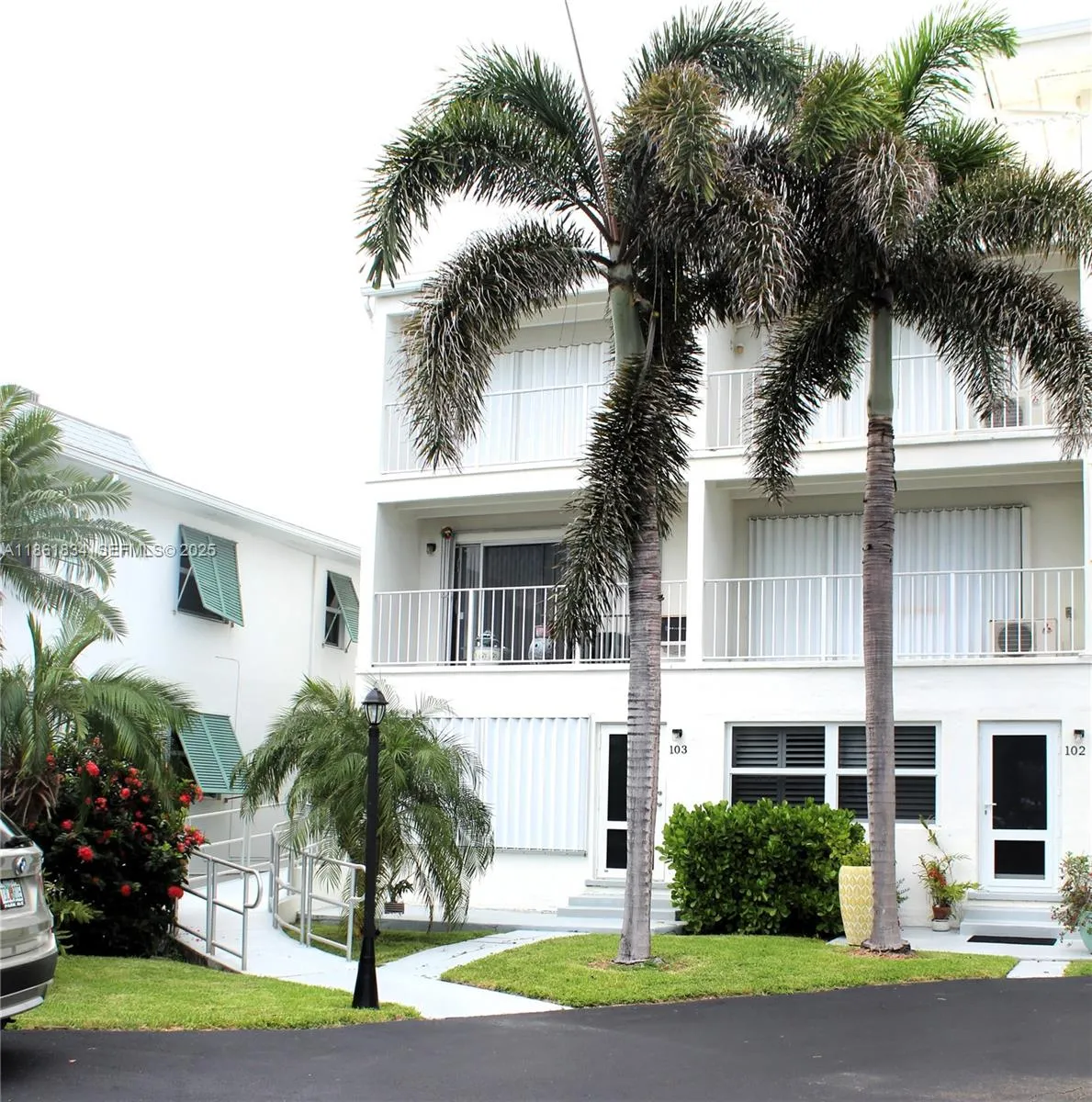 Vendido 4001 S Ocean Boulevard 103, South Palm Beach, FL 33480, South Palm Beach, FL 33480