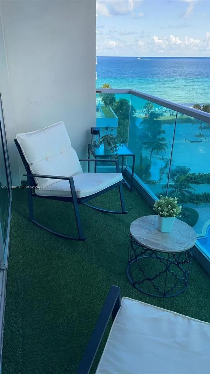 Foto de propiedad en 4001 S Ocean Drive 7L, Hollywood, FL 33019 Hollywood con MLS#