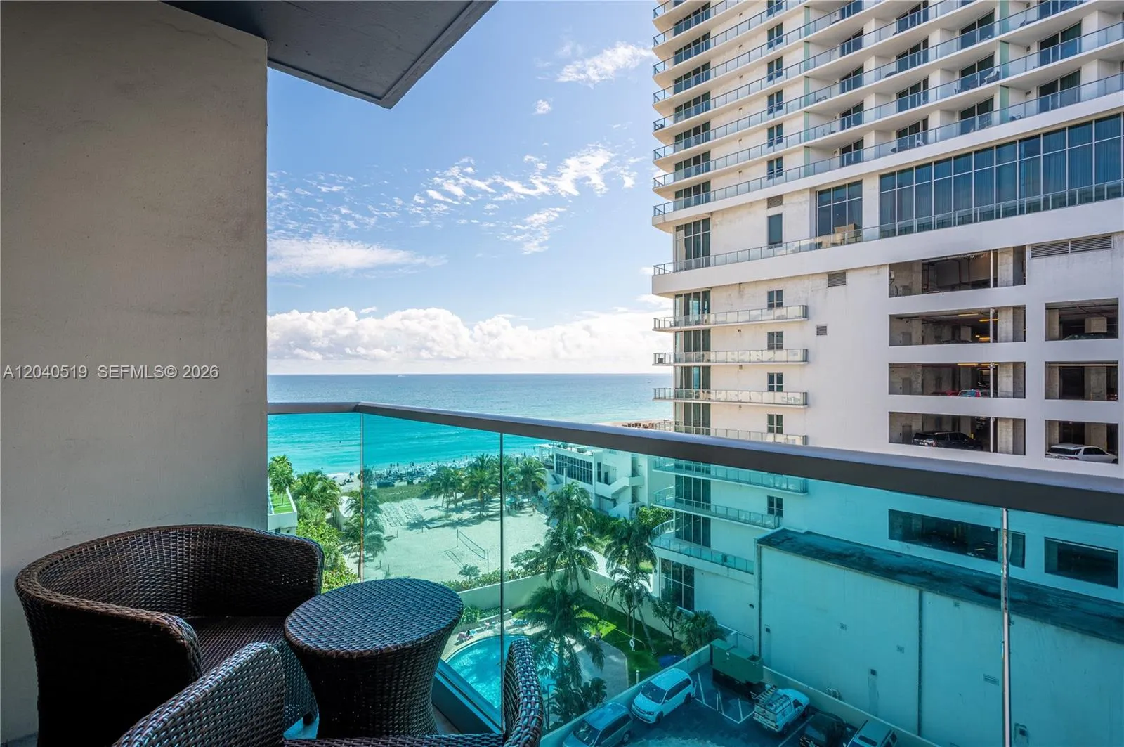 Foto de propiedad en 4001 S Ocean Drive 9J, Hollywood, FL 33019 Hollywood con MLS# 