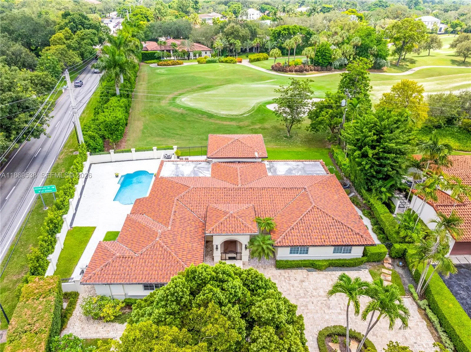 En Venta 4001 Santa Maria Street, Coral Gables, FL 33146, Coral Gables, FL 33146