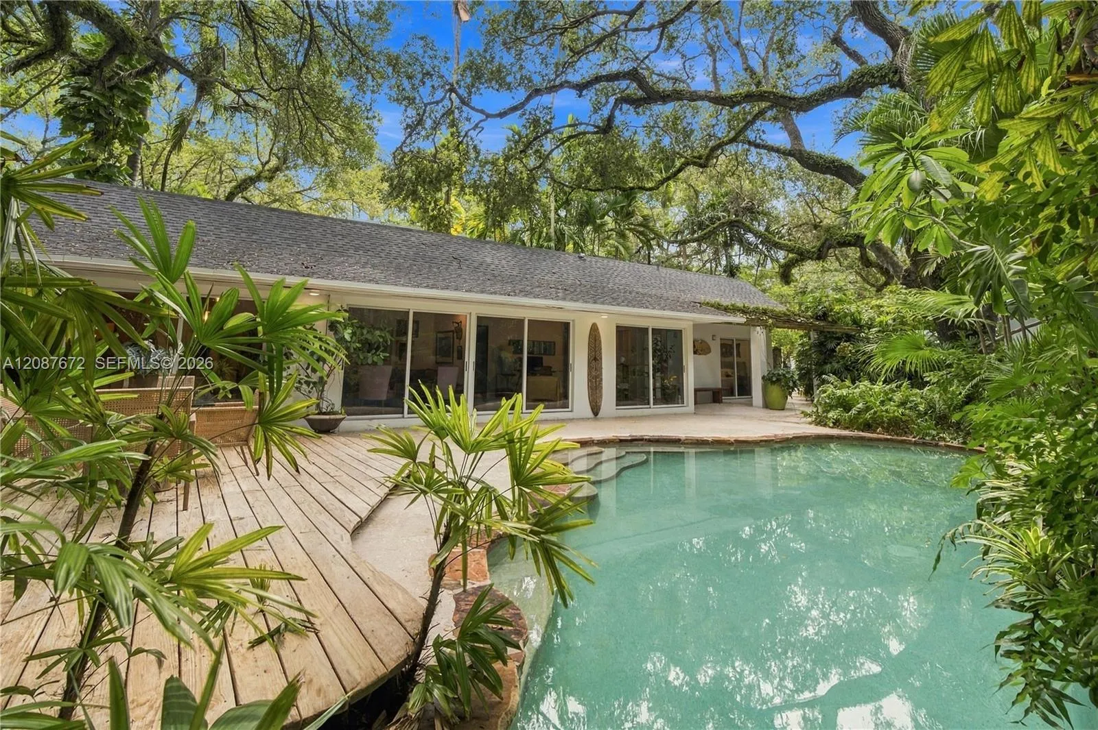 En Venta 4005 S Loquat Avenue, Miami, FL 33133, Miami, FL 33133