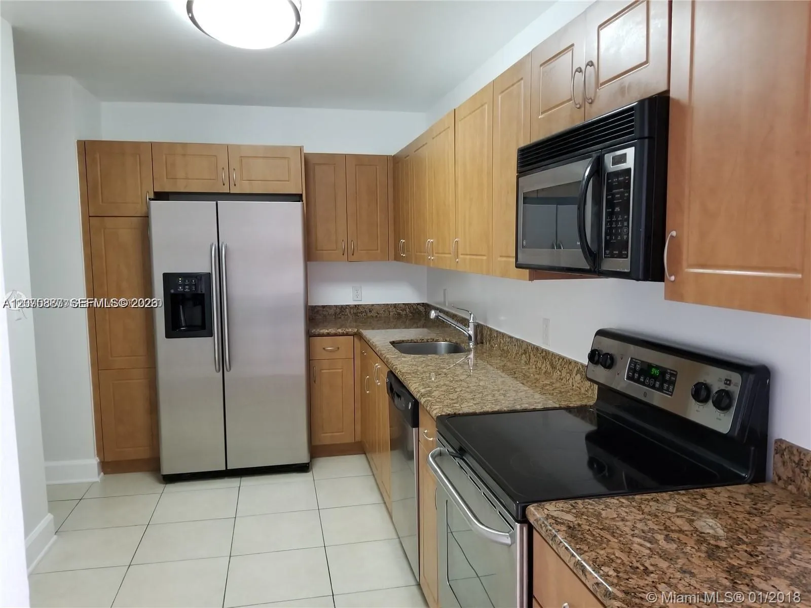 Alquilada 401 69th Street 1209, Miami Beach, FL 33141, Miami Beach, FL 33141