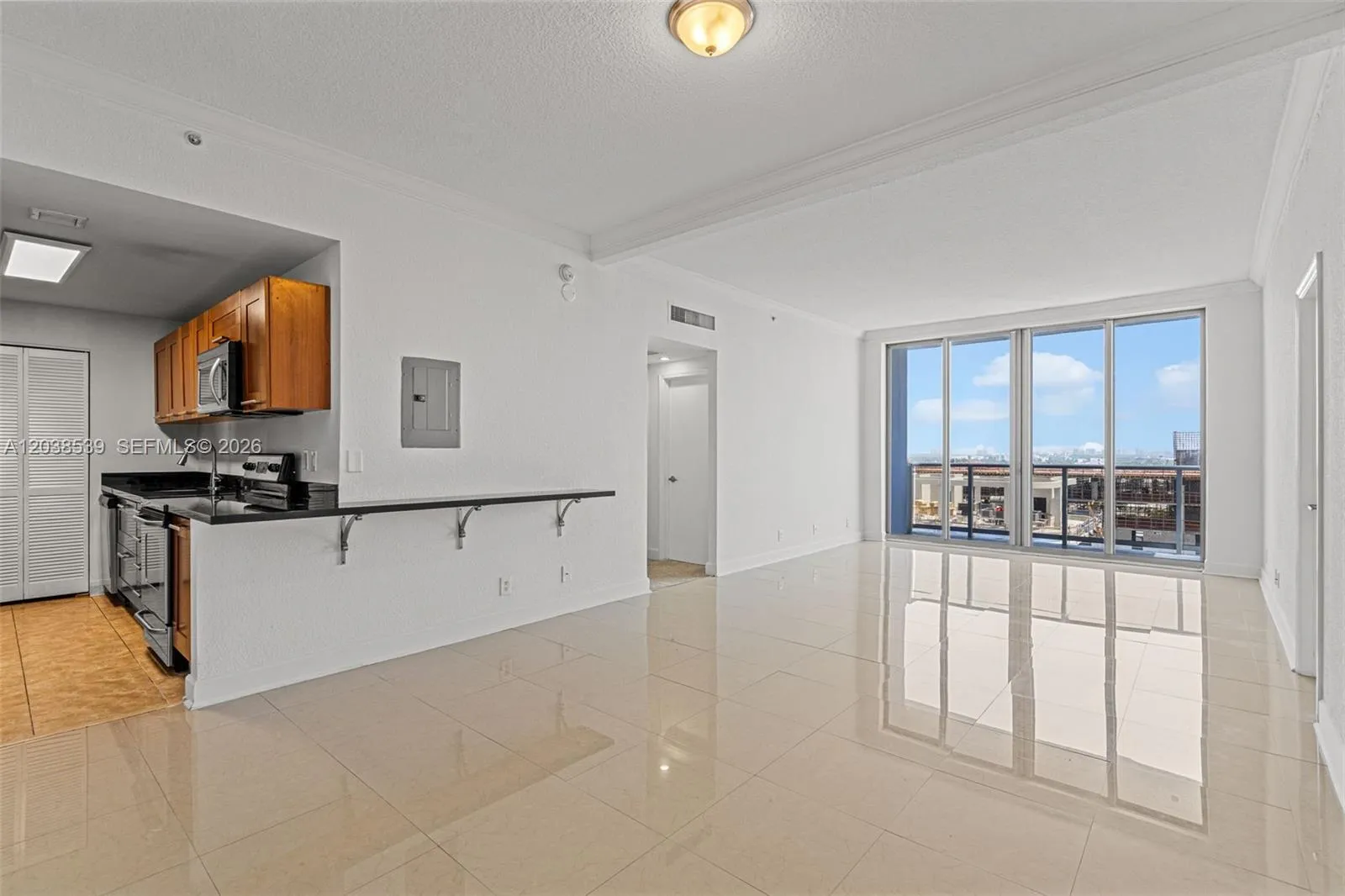 Foto de propiedad en 401 69th Street PH101, Miami Beach, FL 33141 Miami Beach con MLS# 