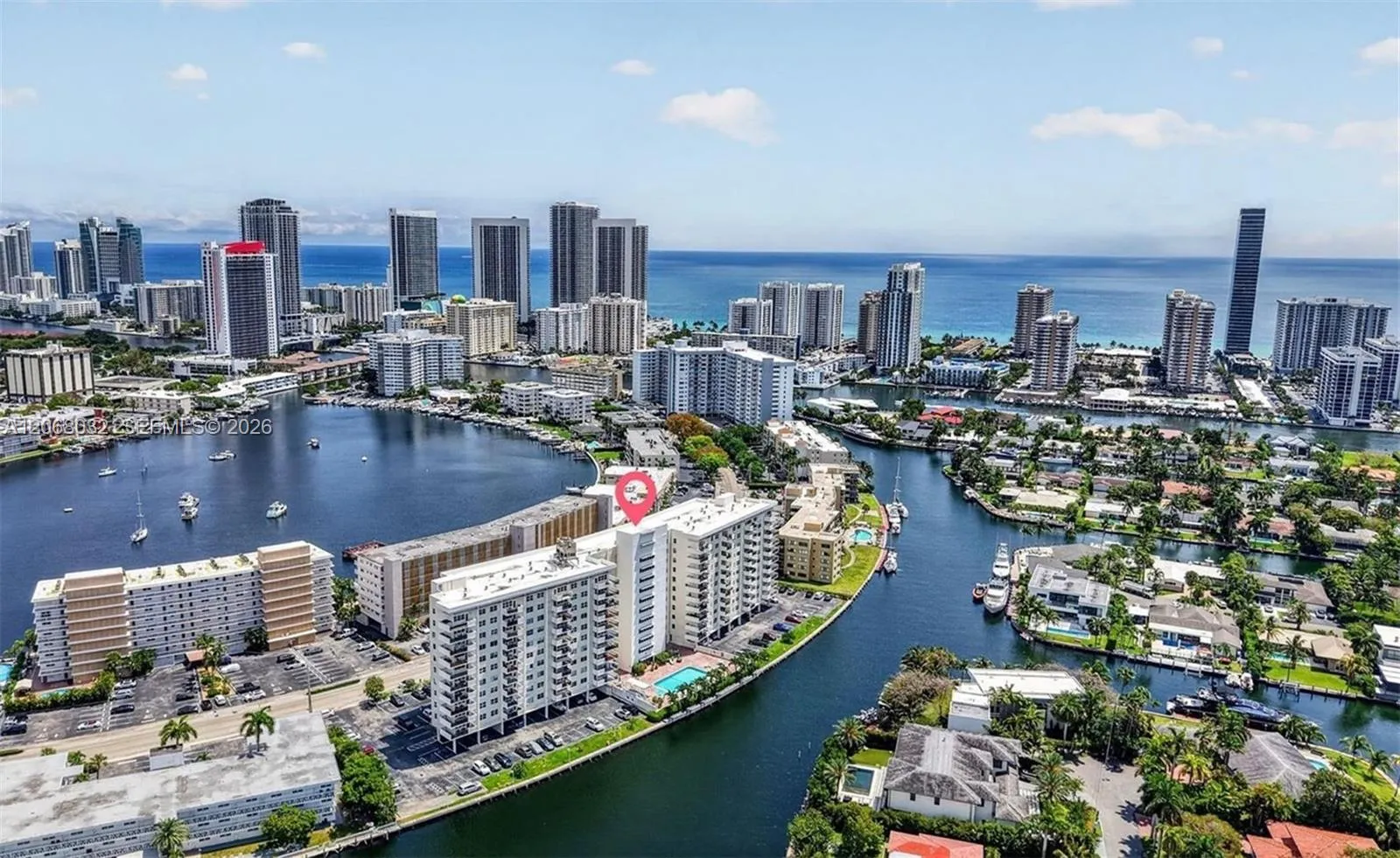 Foto de propiedad en 401 Golden Isles Drive 503, Hallandale Beach, FL 33009 Hallandale Beach con MLS# 