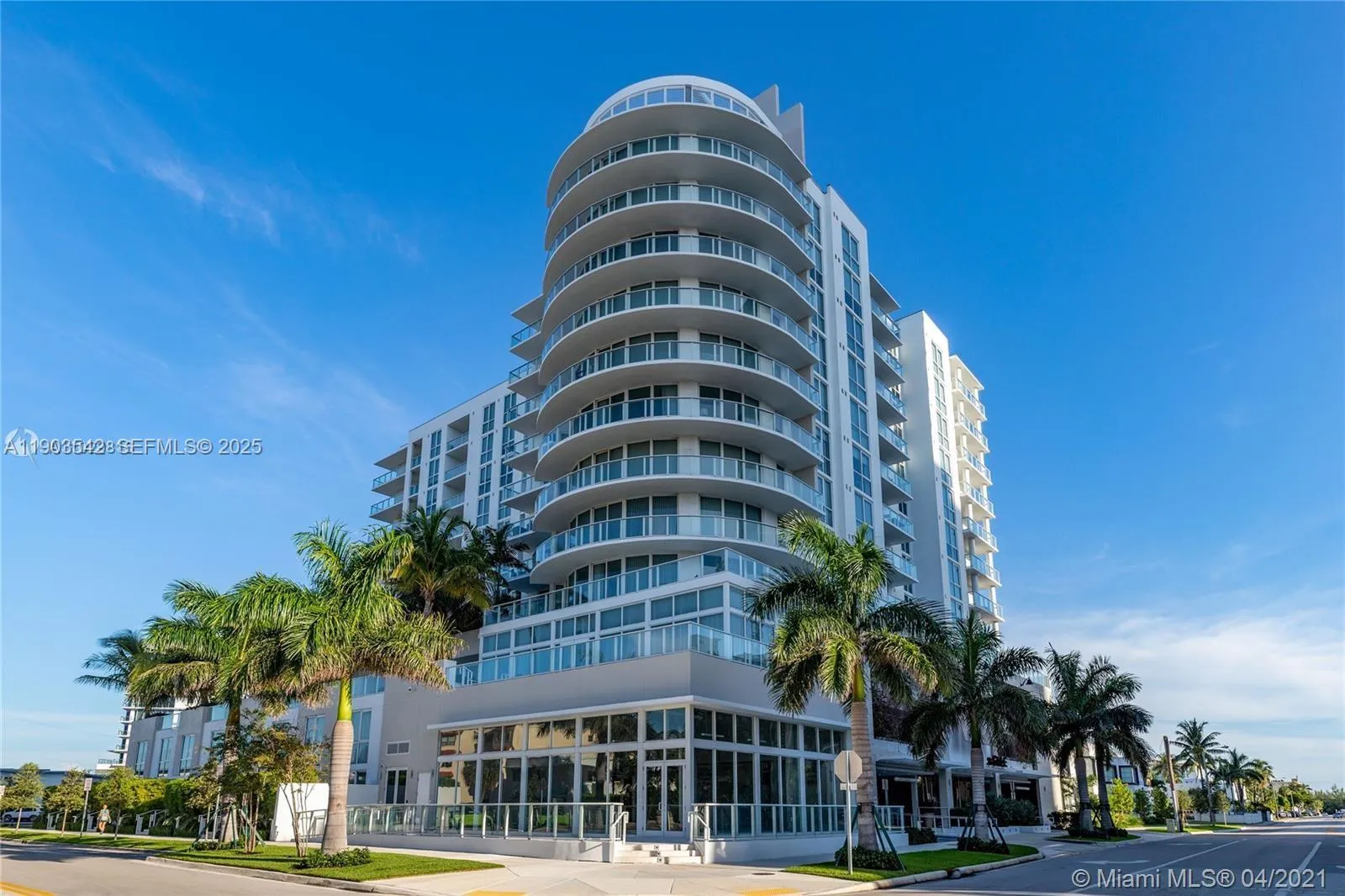 Foto de propiedad en 401 N Birch Road 505, Fort Lauderdale, FL 33304 Fort Lauderdale con MLS# 