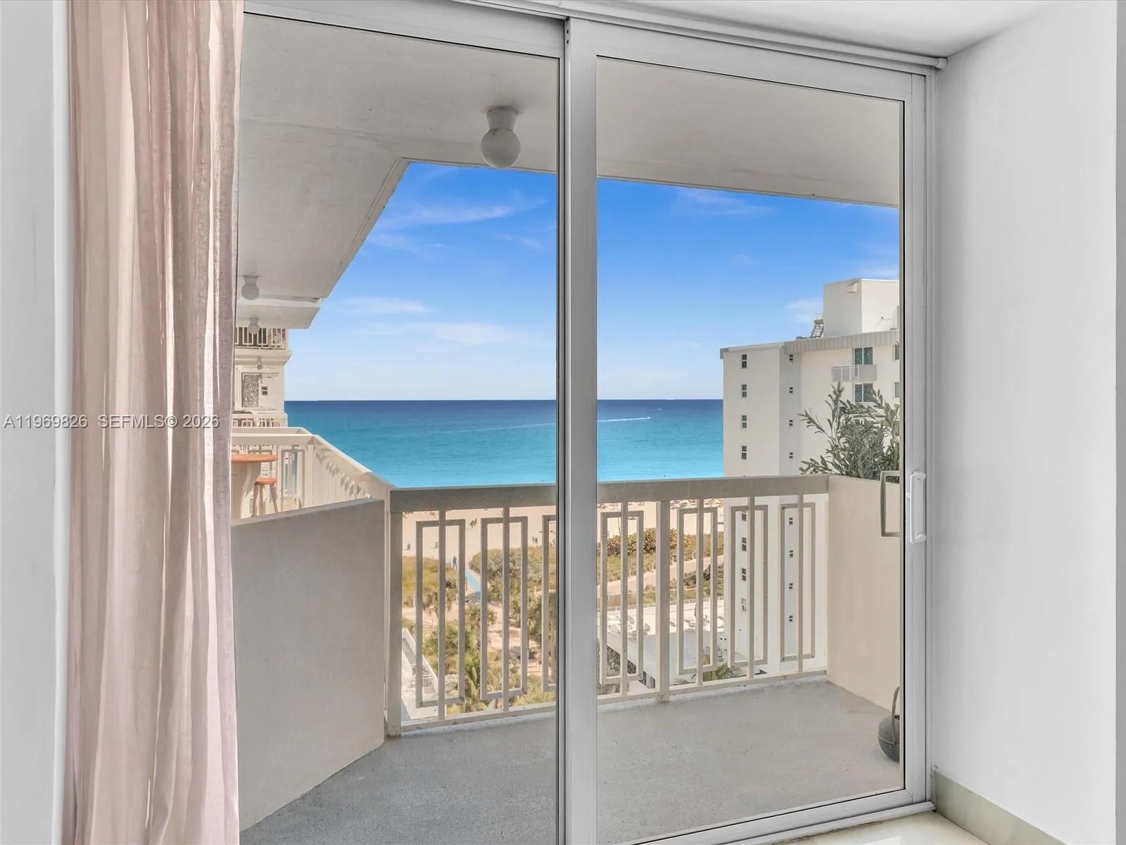 Foto de propiedad en 401 Ocean Drive 1007, Miami Beach, FL 33139 Miami Beach con MLS#