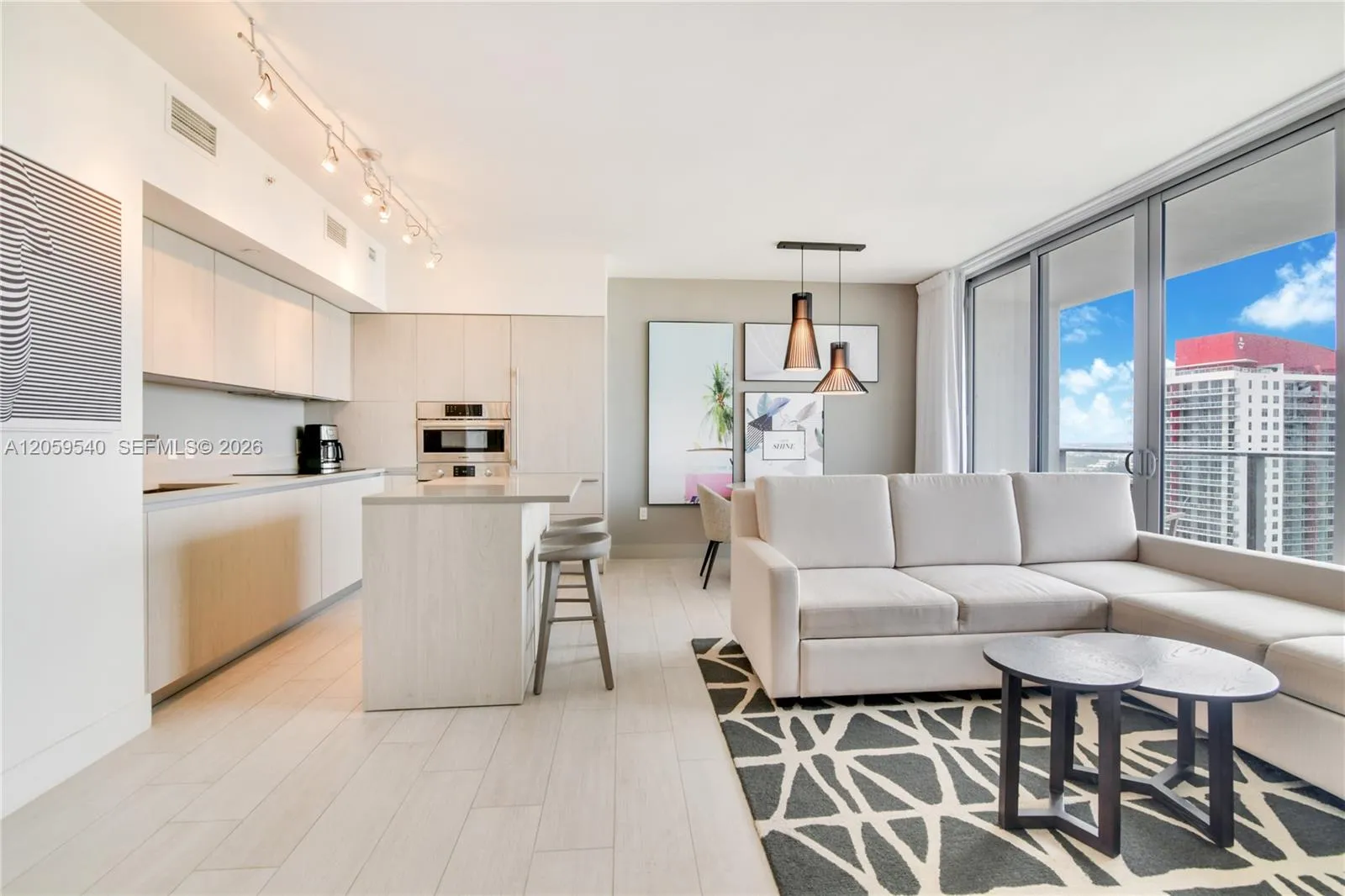 Foto de propiedad en 4010 S Ocean Drive R1006, Hollywood, FL 33019 Hollywood con MLS#