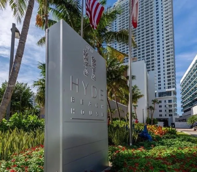Foto de propiedad en 4010 S Ocean Drive R1206, Hollywood, FL 33019 Hollywood con MLS# 