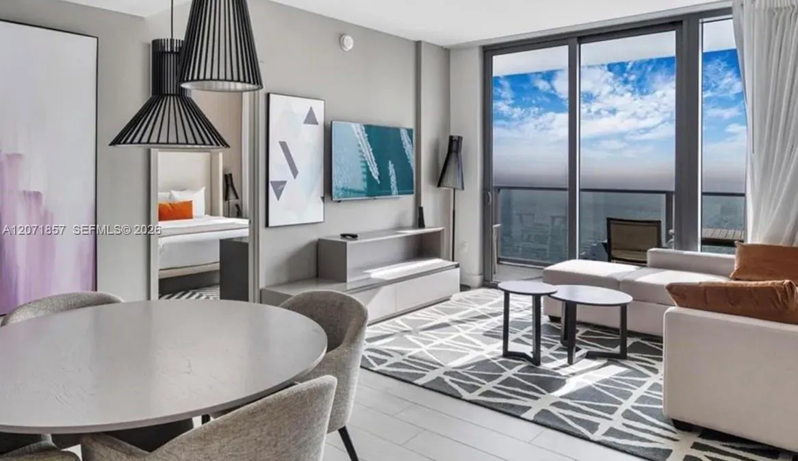 Foto de propiedad en 4010 S Ocean Drive R2007, Hollywood, FL 33019 Hollywood con MLS#
