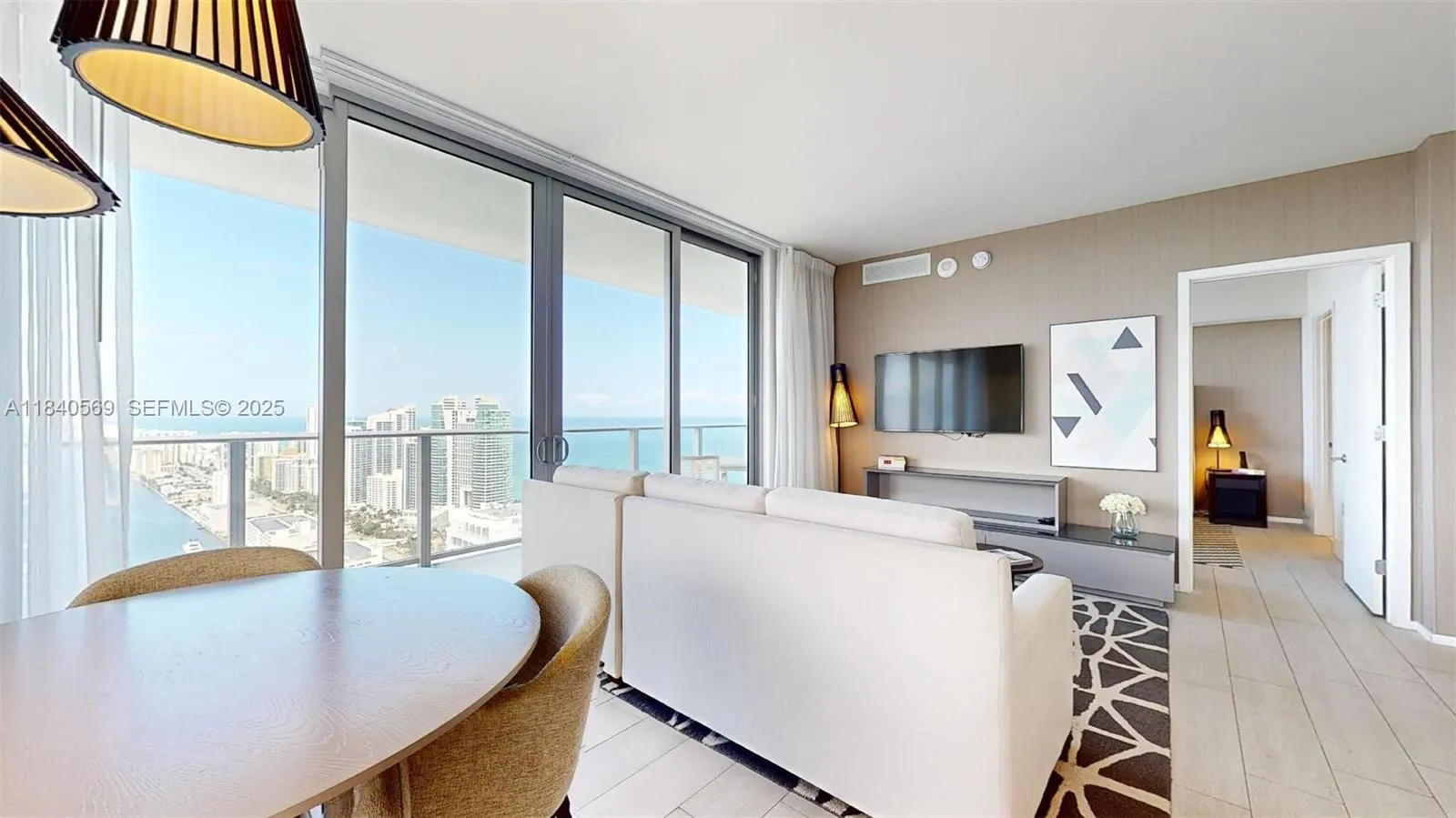 Foto de propiedad en 4010 S Ocean Drive T3802, Hollywood, FL 33019 Hollywood con MLS# 