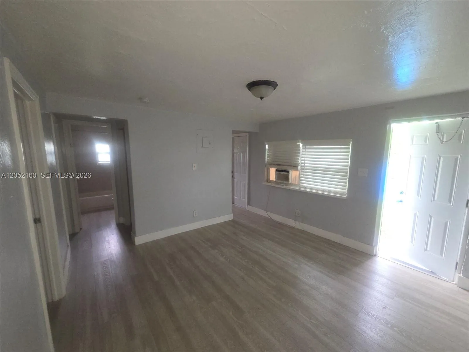 Foto de propiedad en 4017 SW 24th Street 4, West Park, FL 33023 West Park con MLS# 