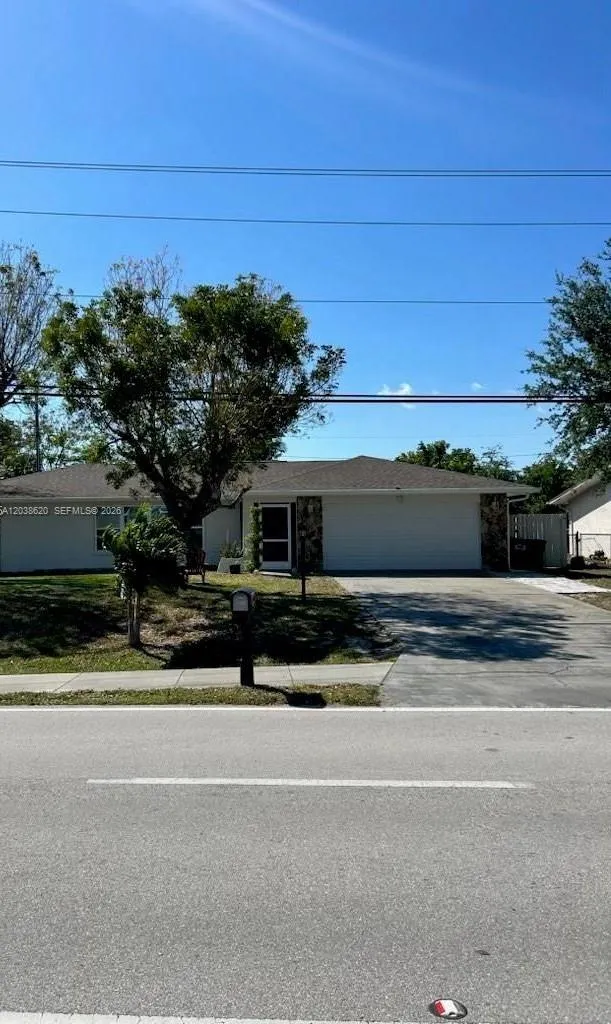 En Renta 4020 Country Club 0, Cape Coral, FL 33904, Cape Coral, FL 33904