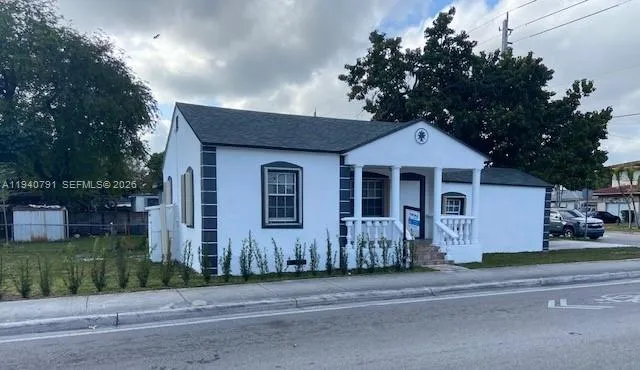 Vendido 4020 NW 12th Avenue, Miami, FL 33127, Miami, FL 33127