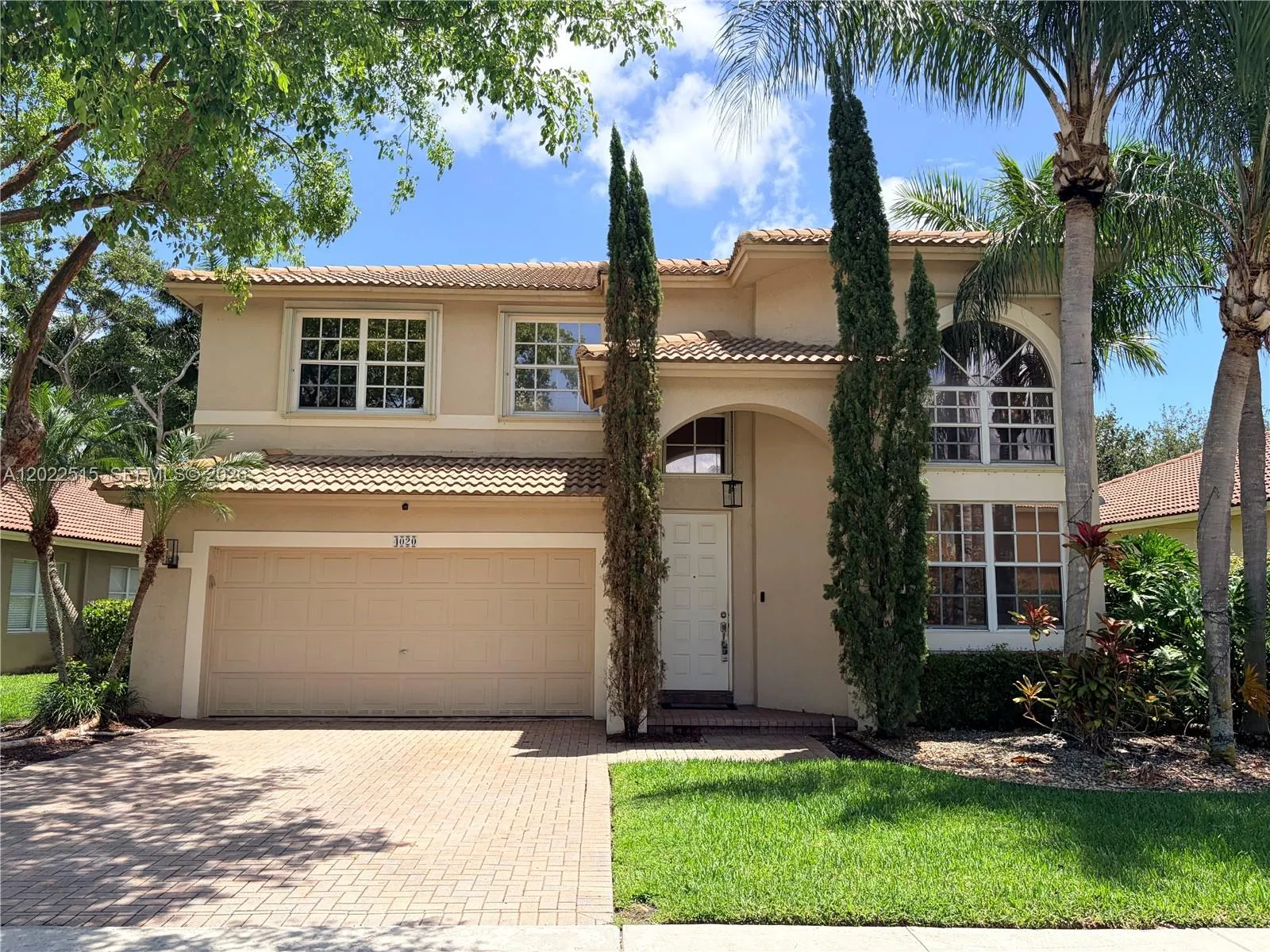 Foto de propiedad en 4020 Sapphire Cove, Weston, FL 33331 Weston con MLS# 
