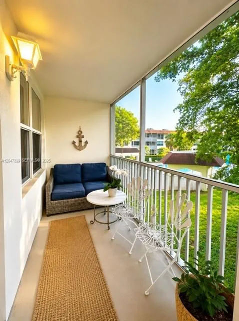 Foto de propiedad en 4025 N Federal Highway 224B, Oakland Park, FL 33308 Oakland Park con MLS# 