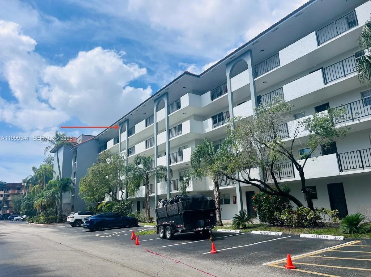 Foto de propiedad en 4025 N Nob Hill Road 508, Sunrise, FL 33351 Sunrise con MLS# 