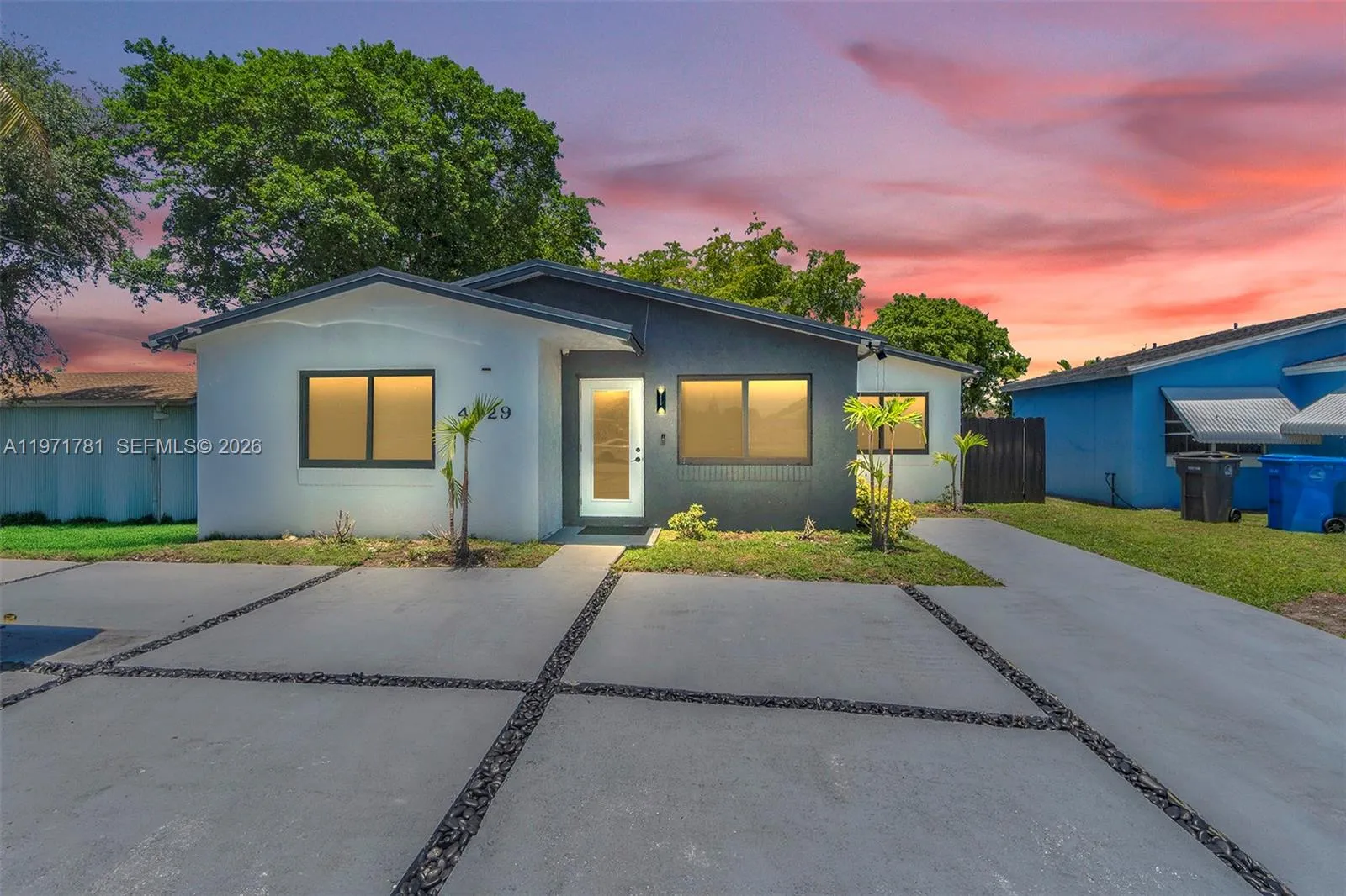 Foto de propiedad en 4029 SW 22nd Street, West Park, FL 33023 West Park con MLS# 
