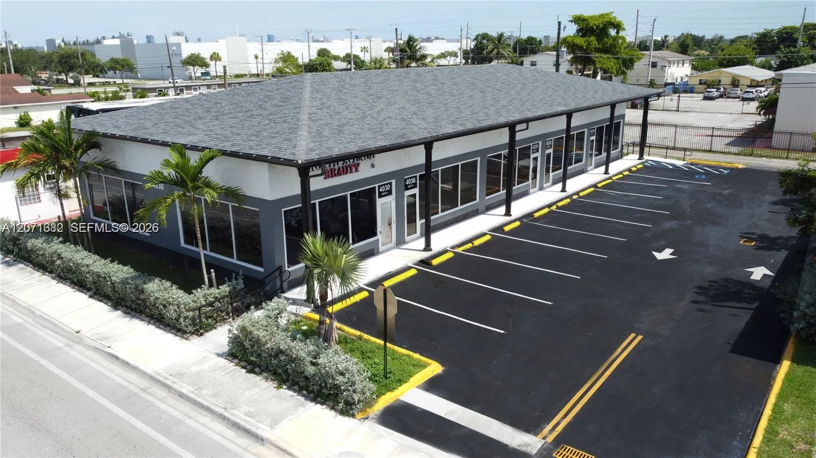 En Venta 4030 Pembroke Road, West Park, FL 33021, West Park, FL 33021