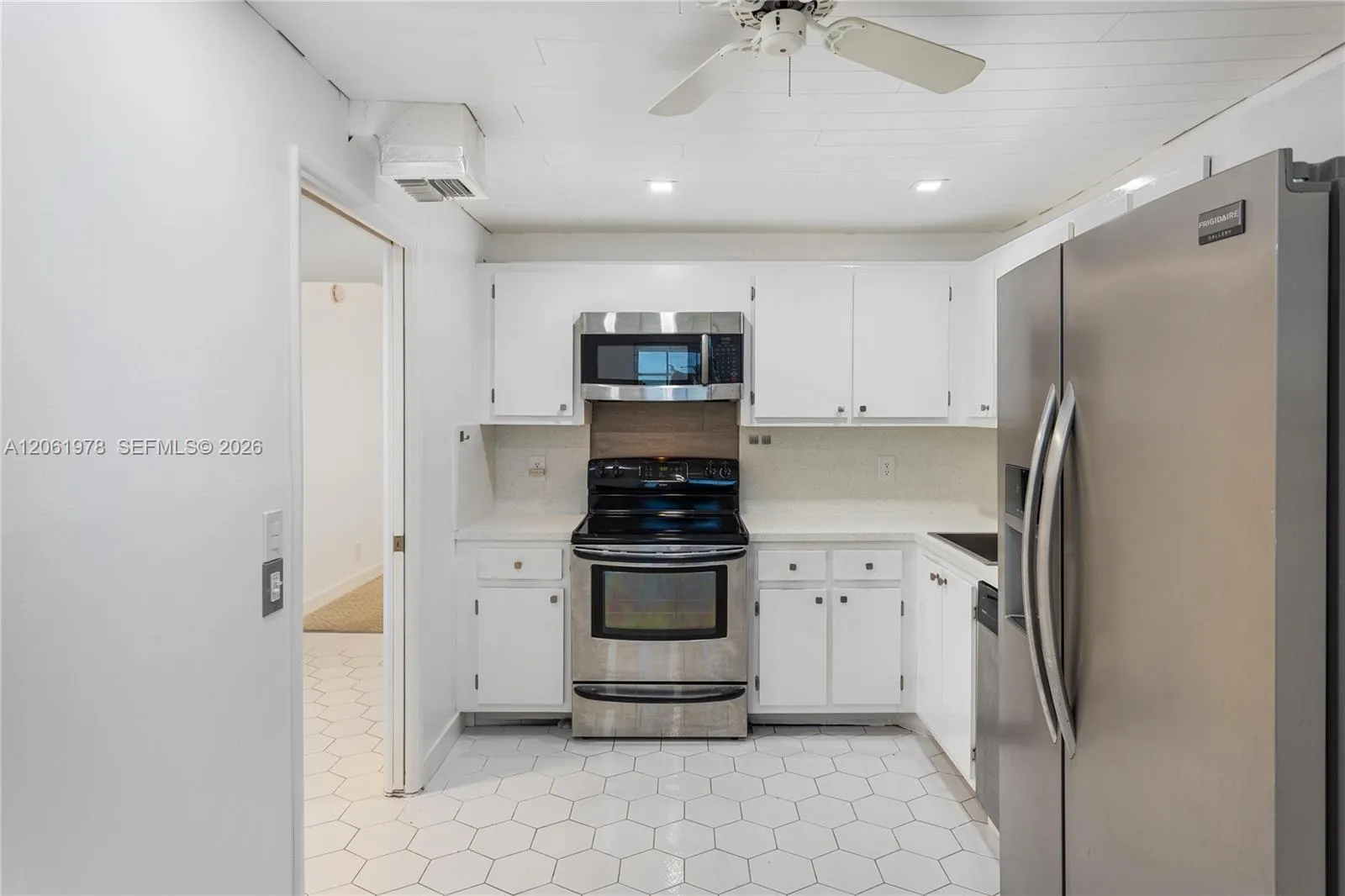 Foto de propiedad en 4030 W Palm Aire Drive 407, Pompano Beach, FL 33069 Pompano Beach con MLS#