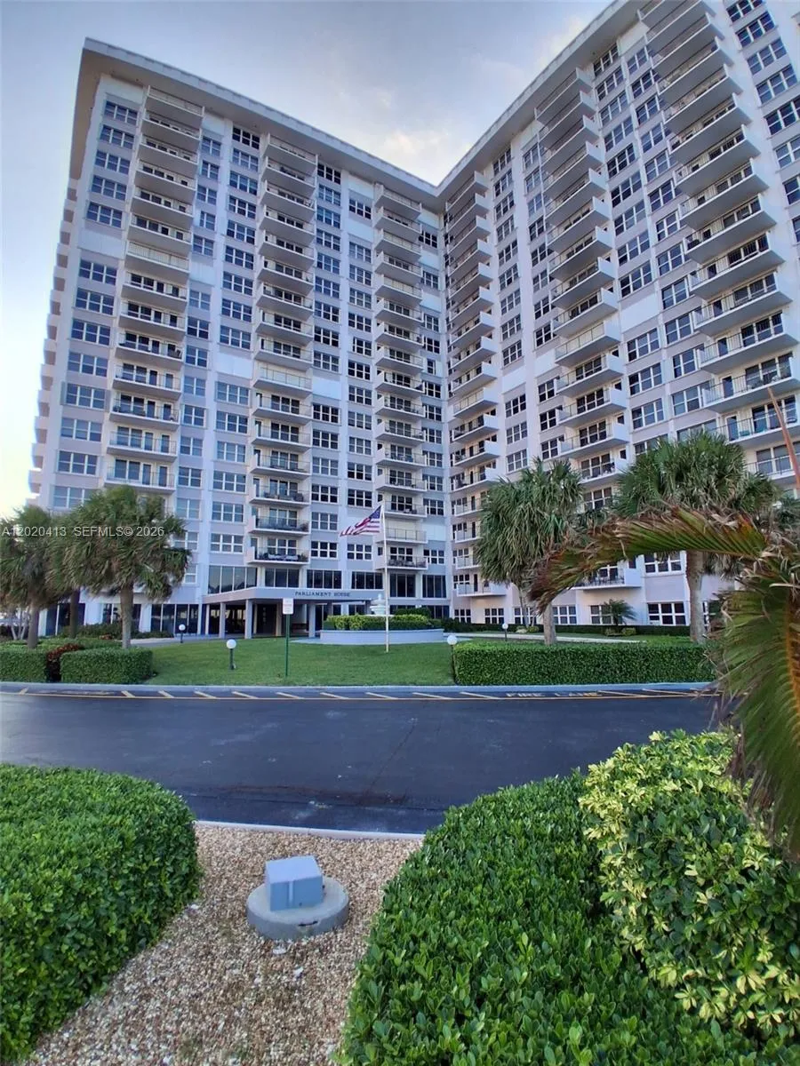 Foto de propiedad en 405 N Ocean Boulevard 1815, Pompano Beach, FL 33062 Pompano Beach con MLS# 