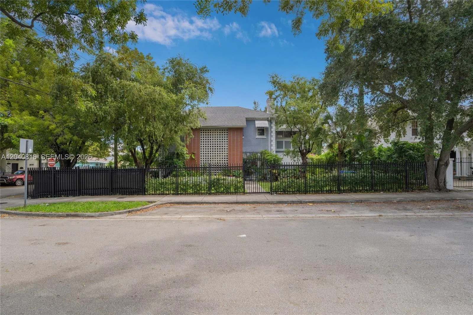 En Venta 405 SW 11th Avenue, Miami, FL 33130, Miami, FL 33130