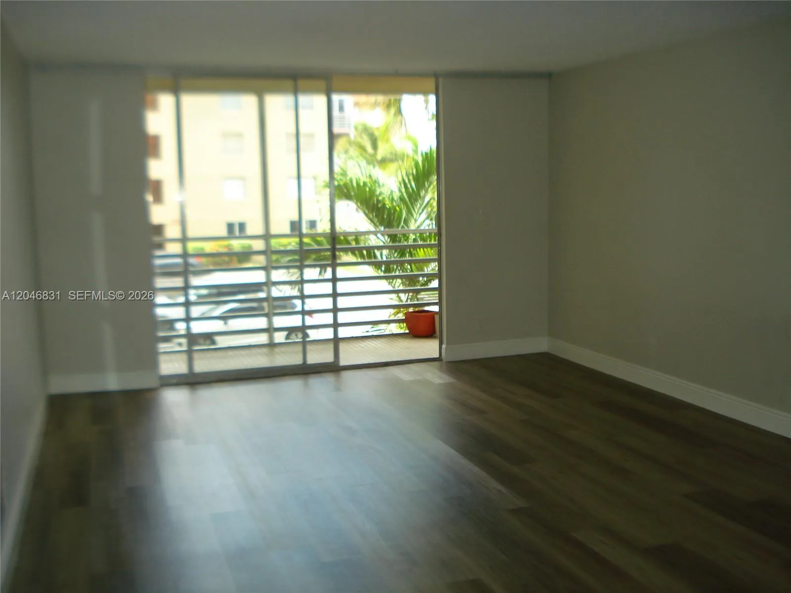 Foto de propiedad en 408 NW 68th Avenue 209, Plantation, FL 33317 Plantation con MLS# 