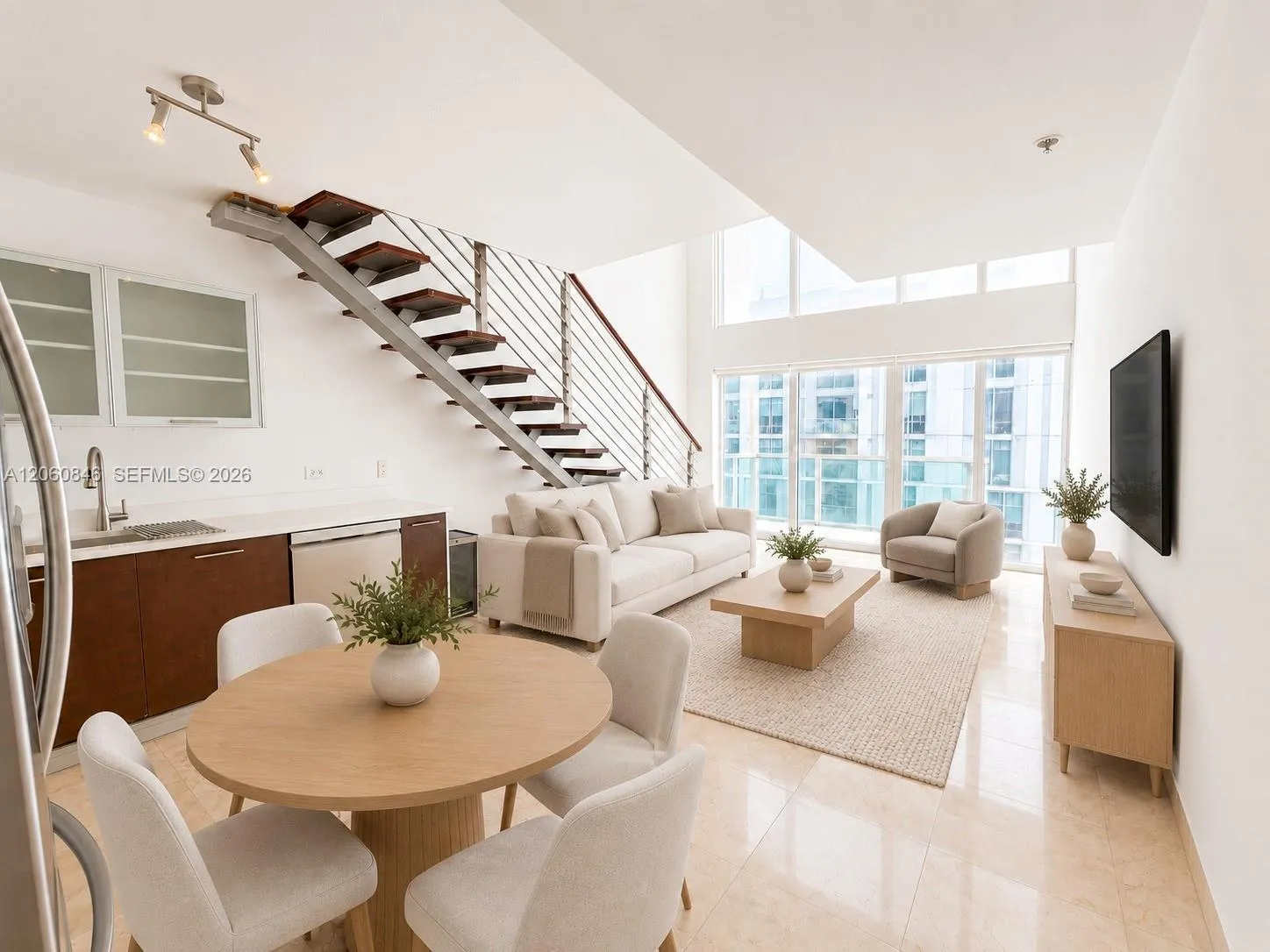 Foto de propiedad en 41 SE 5th Street 1412, Miami, FL 33131 Miami con MLS# 