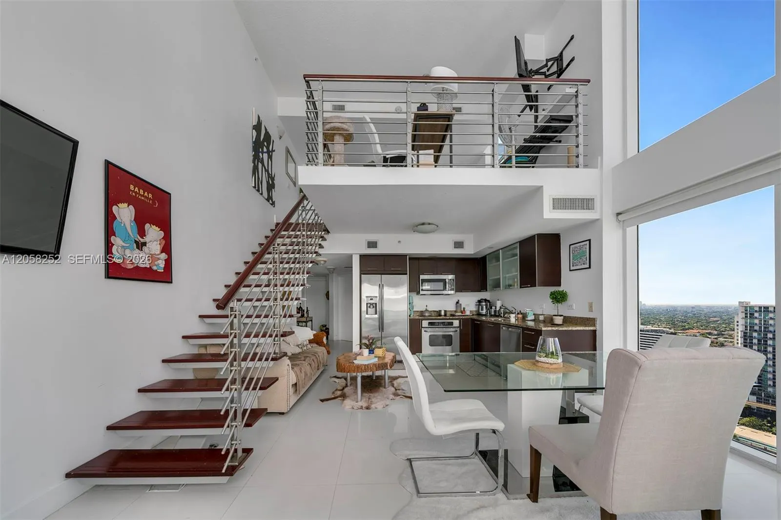 Foto de propiedad en 41 SE 5th Street 2117, Miami, FL 33131 Miami con MLS# 