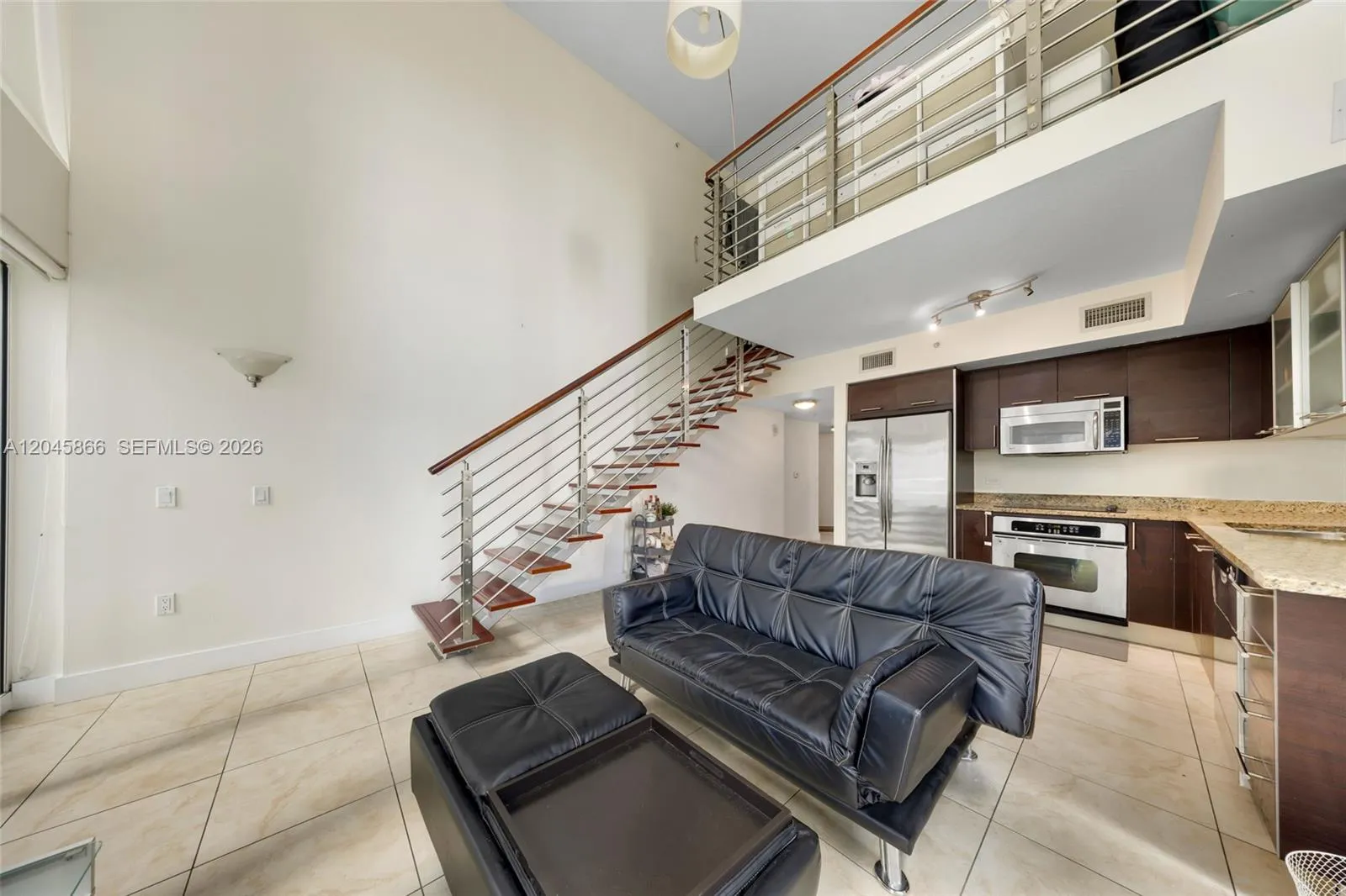 Foto de propiedad en 41 SE 5th Street 502, Miami, FL 33131 Miami con MLS# 