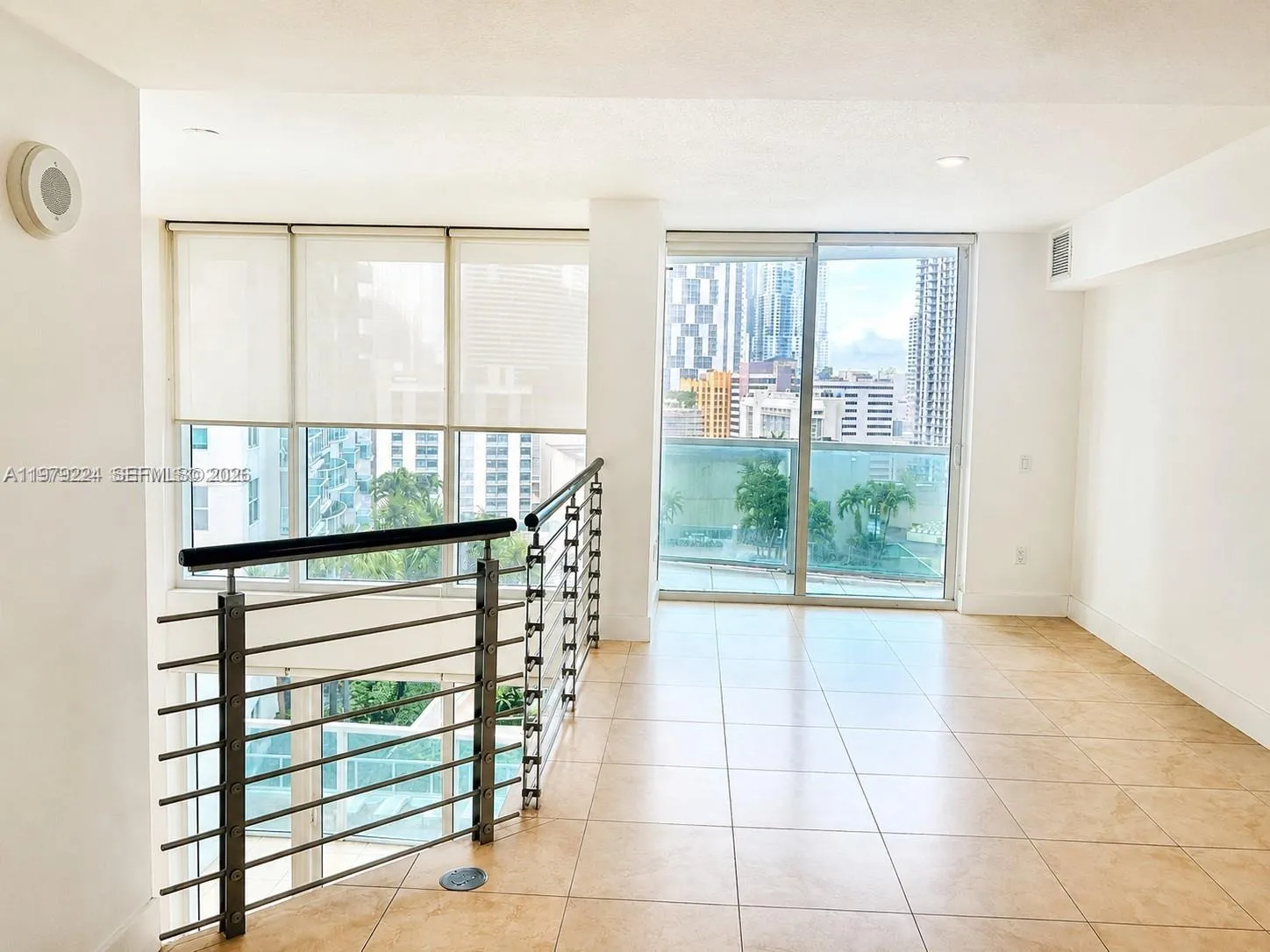 Foto de propiedad en 41 SE 5th Street 907, Miami, FL 33131 Miami con MLS# 