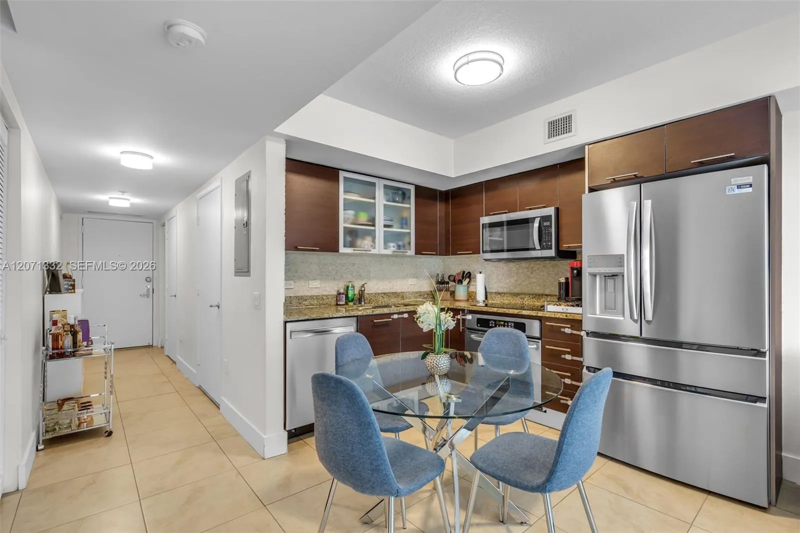 Foto de propiedad en 41 SE 5th Street 908, Miami, FL 33131 Miami con MLS# 
