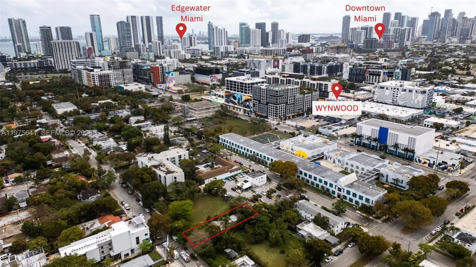 Foto de propiedad en 410 NW 31st Street, Miami, FL 33127 Miami con MLS# 