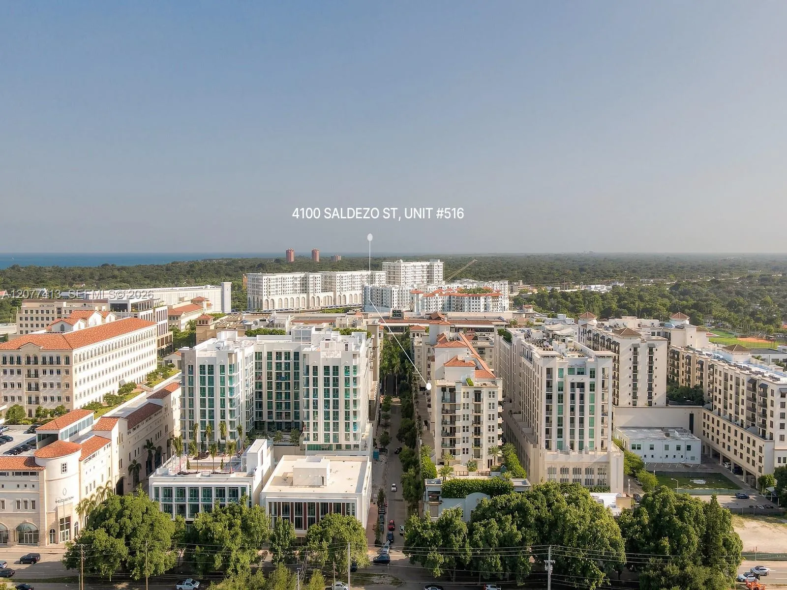 Foto de propiedad en 4100 Salzedo Street 516, Coral Gables, FL 33146 Coral Gables con MLS# 