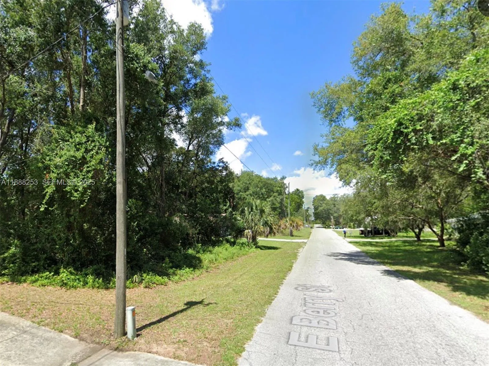 Foto de propiedad en 4102 E Berry Street, Inverness, FL 34453 Inverness con MLS# 