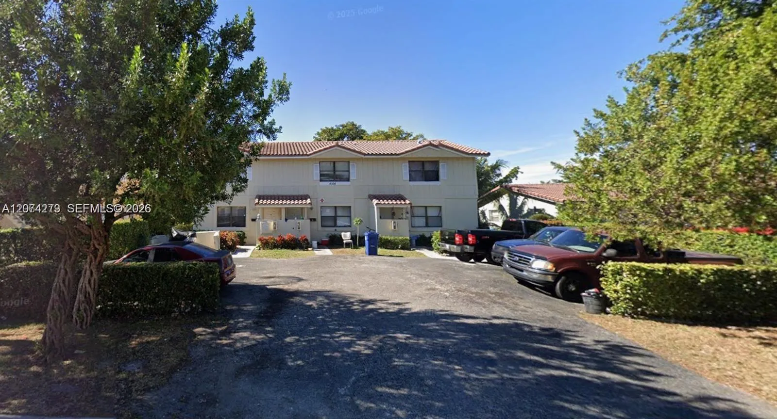 Foto de propiedad en 4108 Riverside Drive 1-3, Coral Springs, FL 33065 Coral Springs con MLS# 