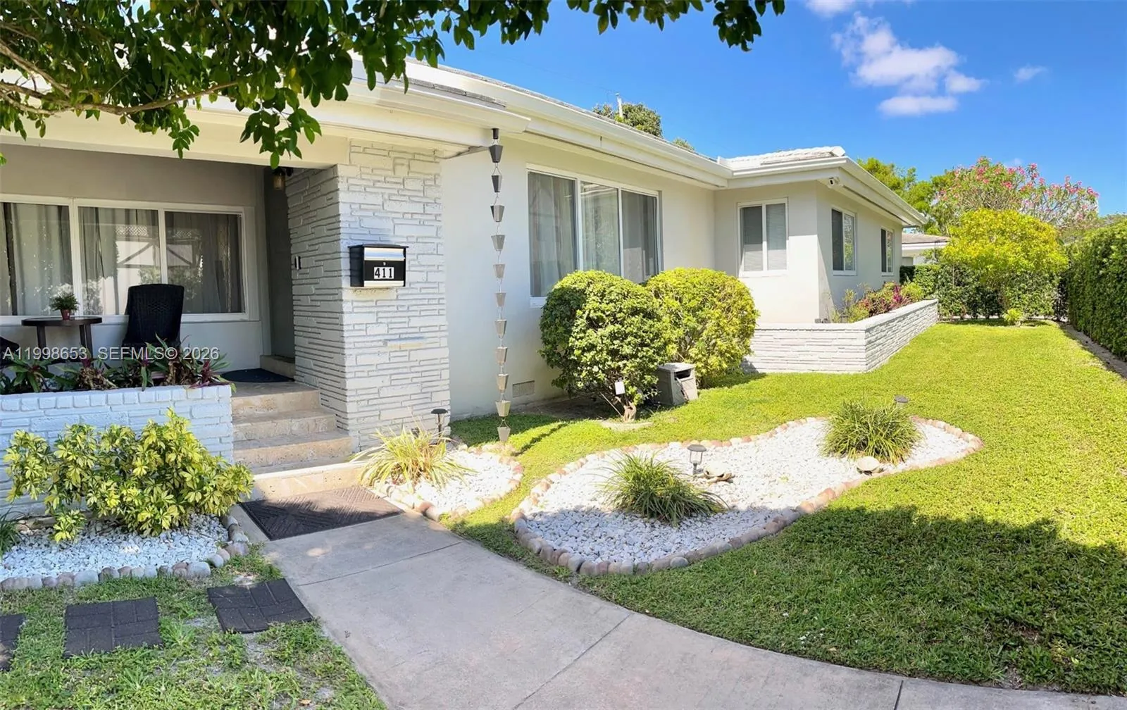 Foto de propiedad en 411 Alesio Avenue, Coral Gables, FL 33134 Coral Gables con MLS# 