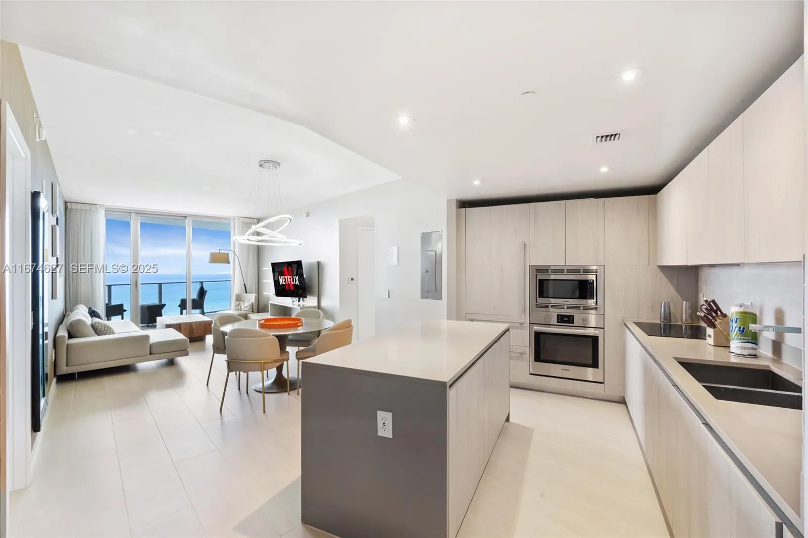 Foto de propiedad en 4111 S Ocean Drive 3108, Hollywood, FL 33019 Hollywood con MLS# 