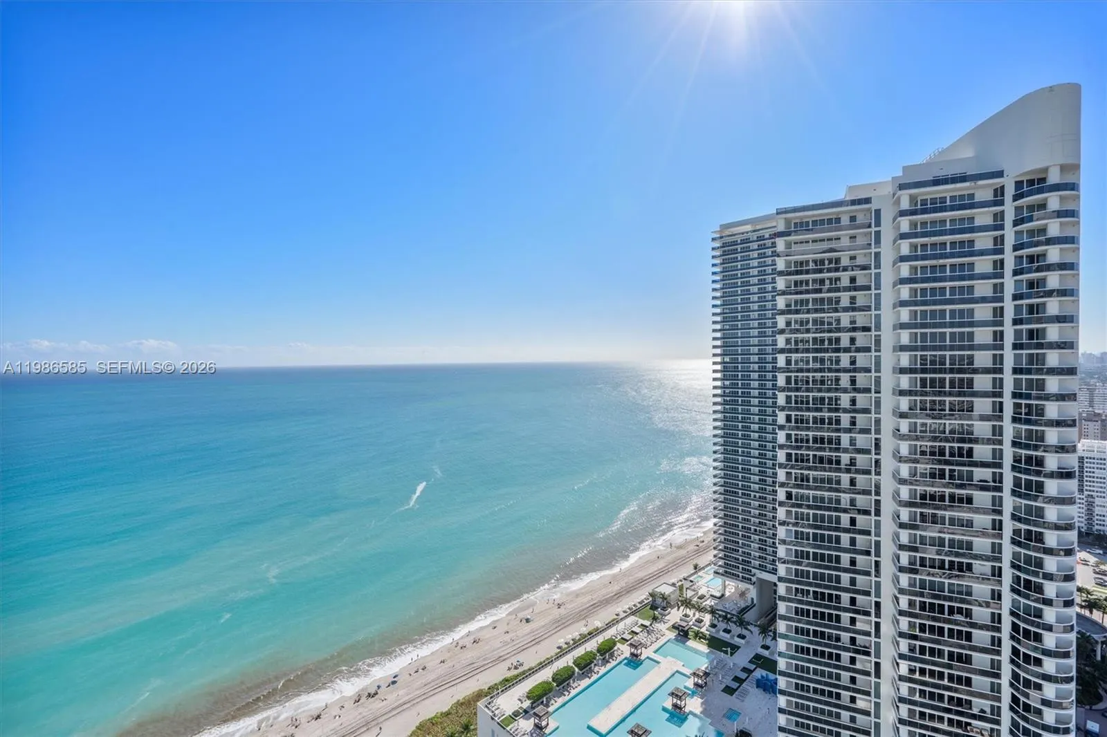 Foto de propiedad en 4111 S Ocean Drive 3209, Hollywood, FL 33019 Hollywood con MLS#