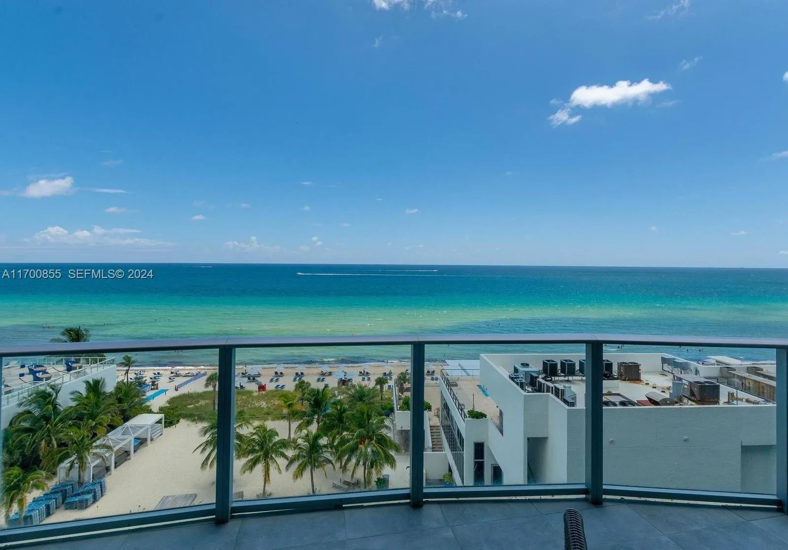 Foto de propiedad en 4111 S Ocean Drive 601, Hollywood, FL 33019 Hollywood con MLS# 