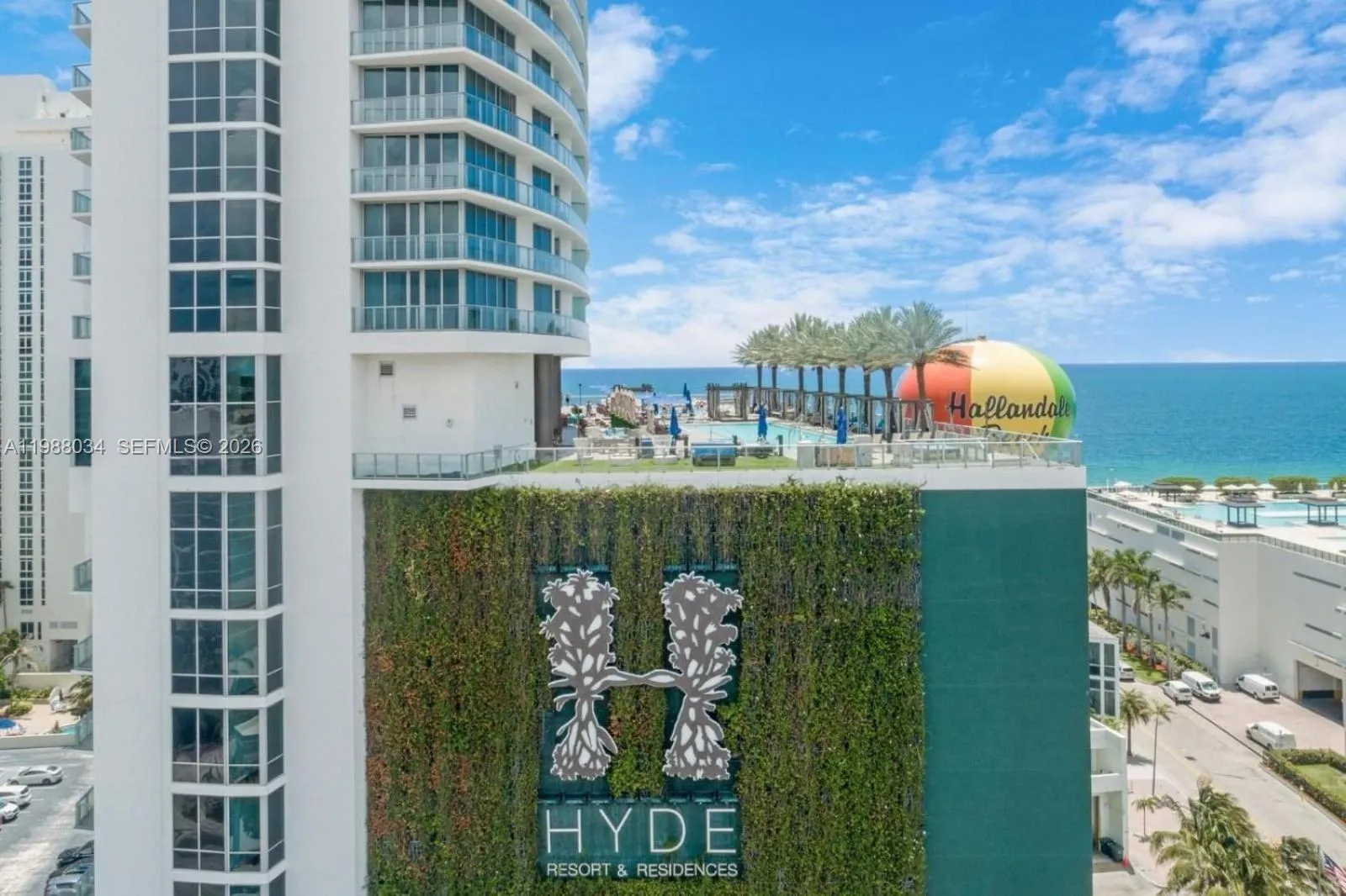 Foto de propiedad en 4111 S Ocean Drive UPH8, Hollywood, FL 33019 Hollywood con MLS# 