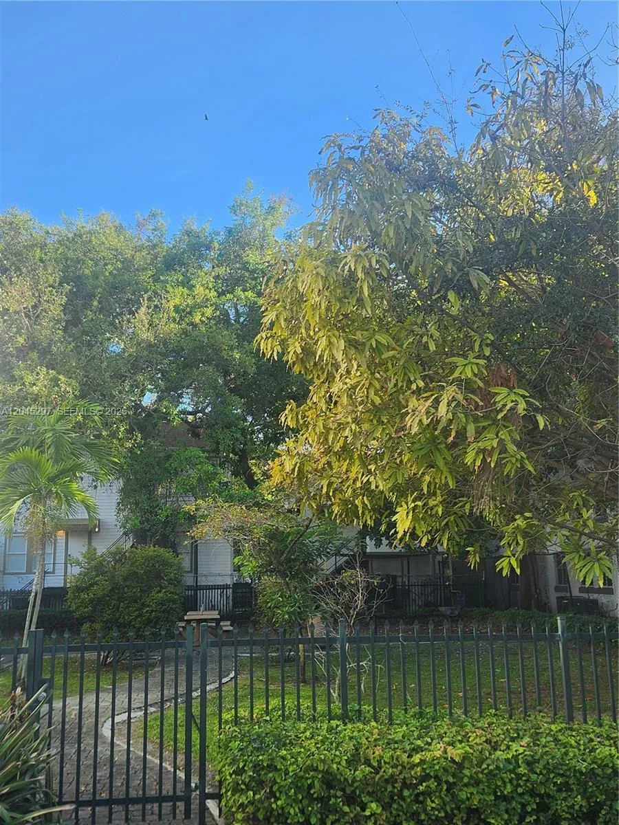 En Venta 412 NW 4th Street, Miami, FL 33130, Miami, FL 33130