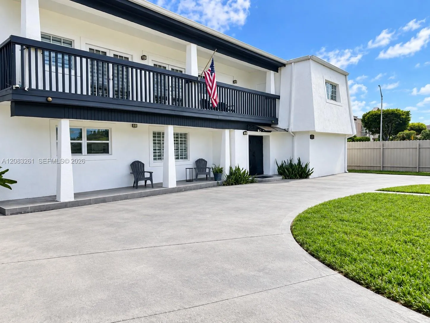 Foto de propiedad en 4120 NW 166th Street, Miami Gardens, FL 33054 Miami Gardens con MLS# 