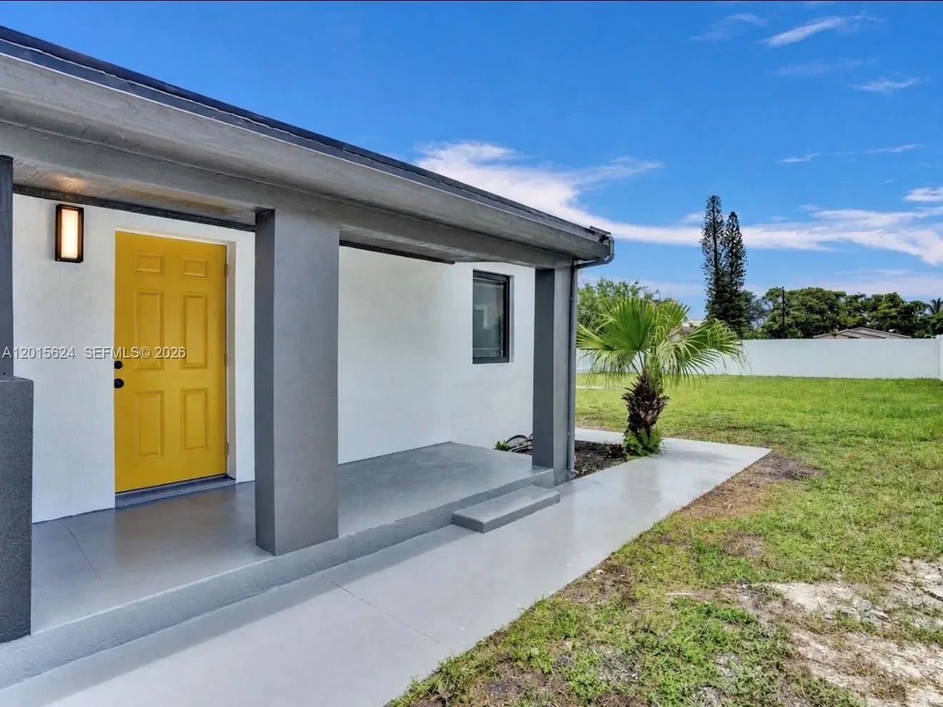 Foto de propiedad en 4129 SW 23 Street, West Park, FL 33023 West Park con MLS# 